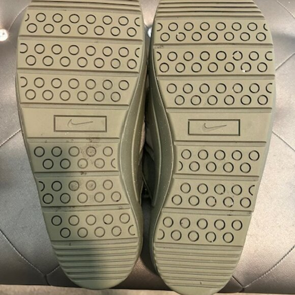 Nike Men’s Offline Slip-on \'Army Olive\' - Size 11